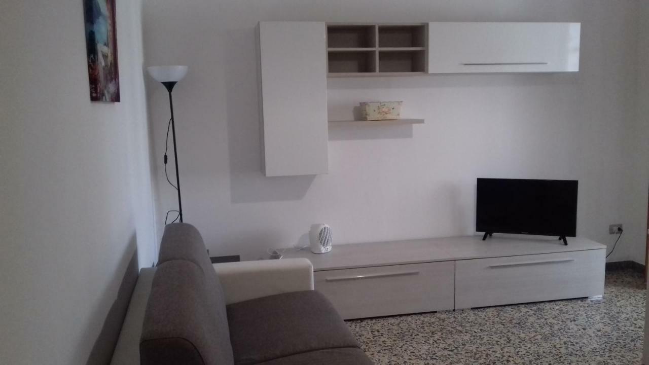 Apartament App Sul Lungomare San Benedetto del Tronto Zewnętrze zdjęcie