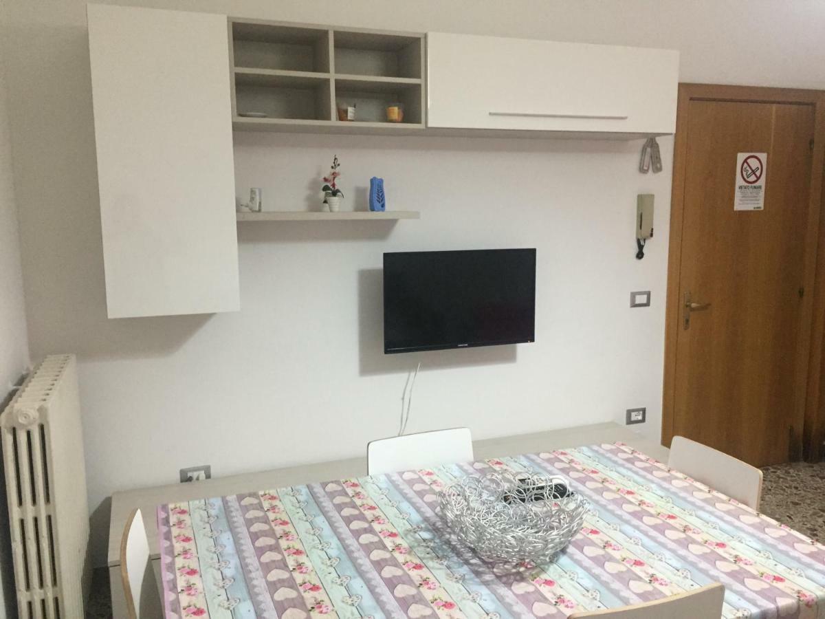 Apartament App Sul Lungomare San Benedetto del Tronto Zewnętrze zdjęcie